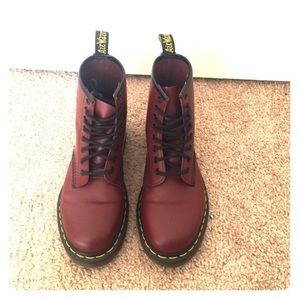 DOC MARTENS