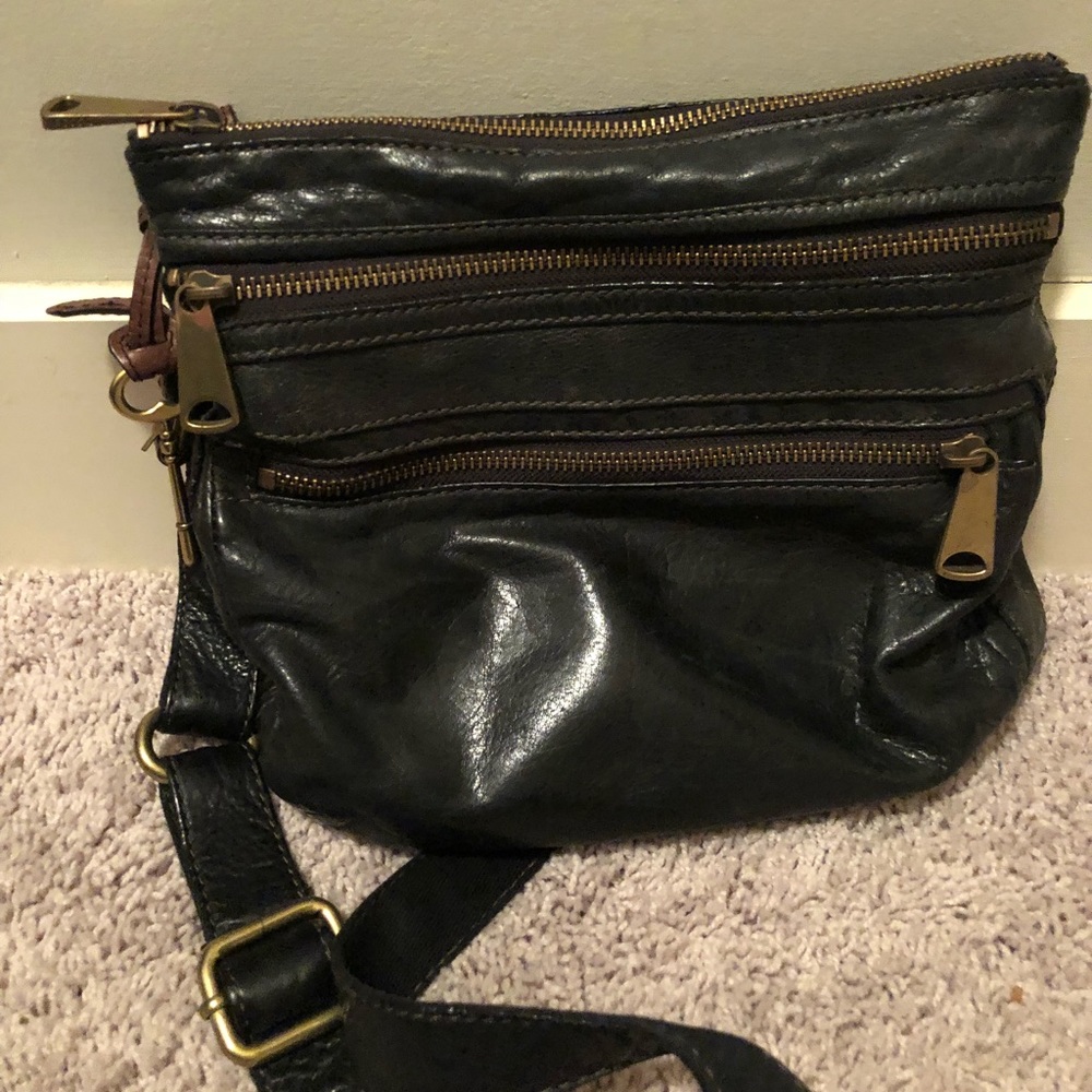 Fossil Leather Crossbody purse