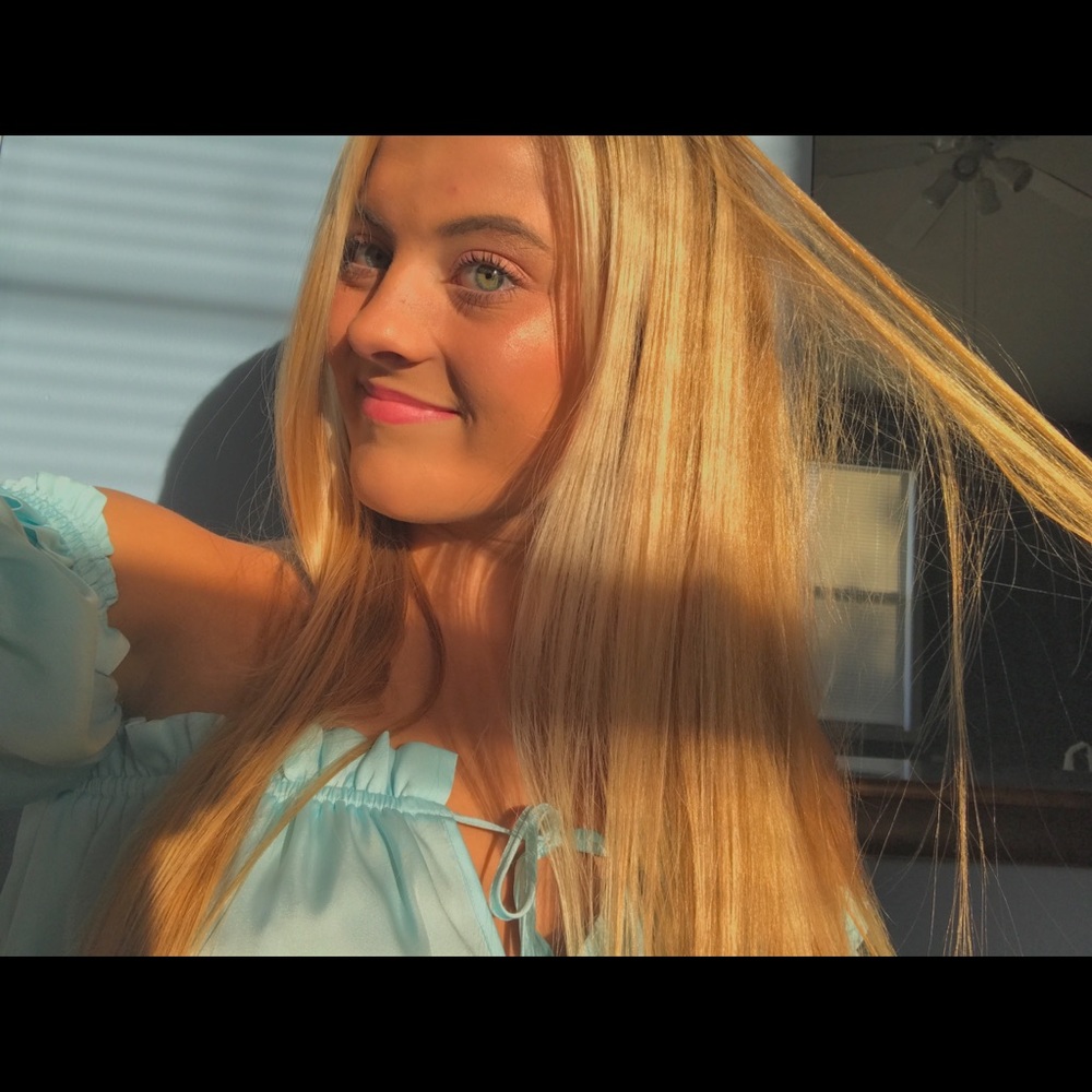 Meet your Posher, Sabrina