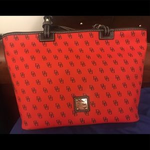 Dooney & Bourke
