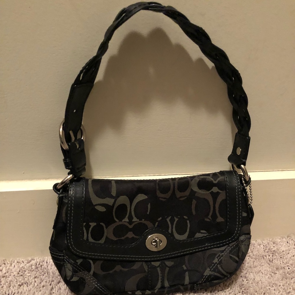 Coach Signature small Shoulder bag