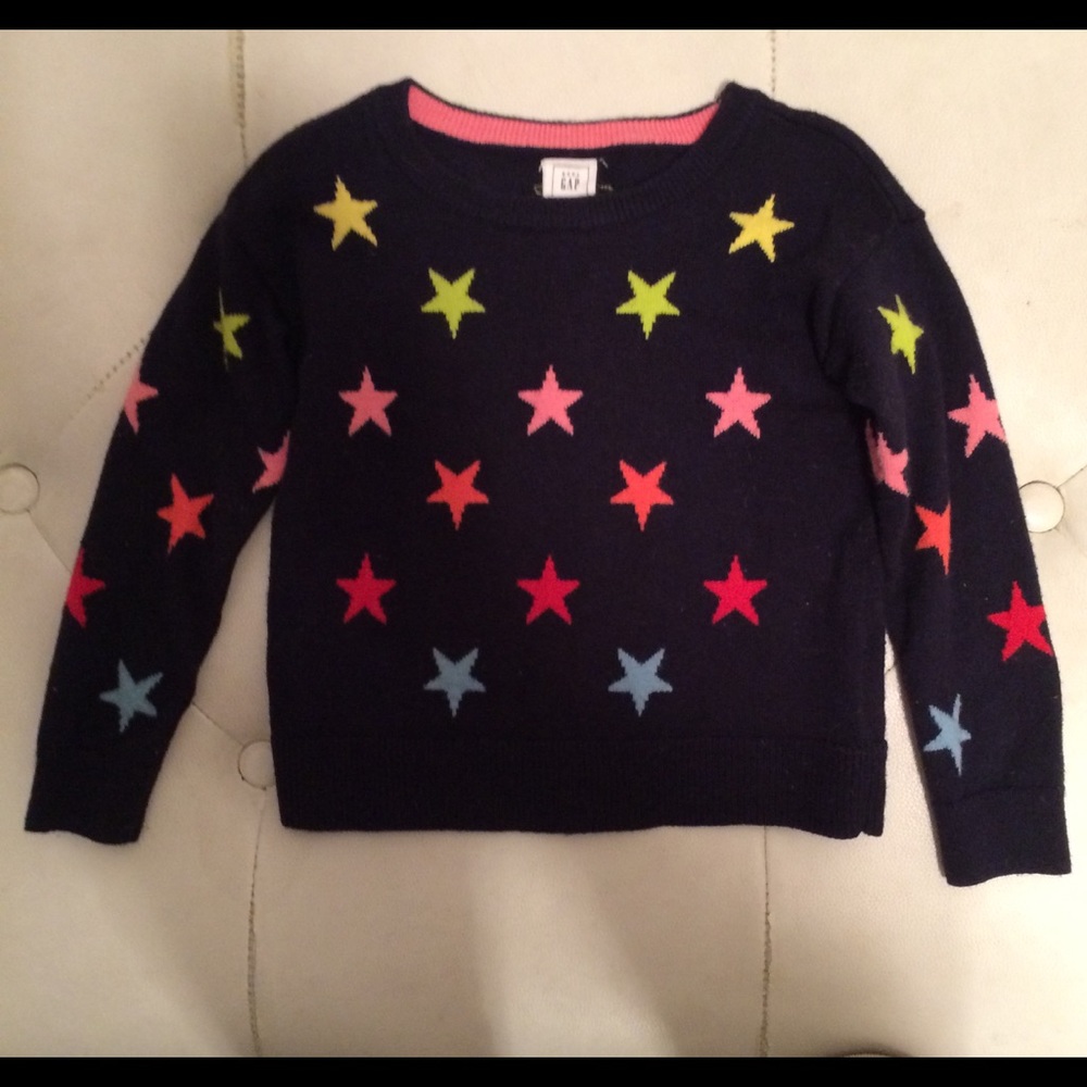 Gap Pull Over Sweater 3T but Runs small