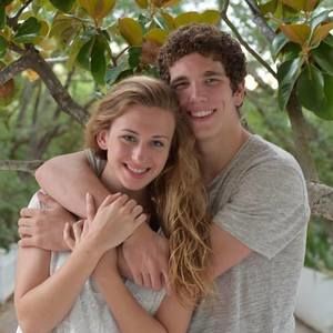 Meet your Posher, Kenna