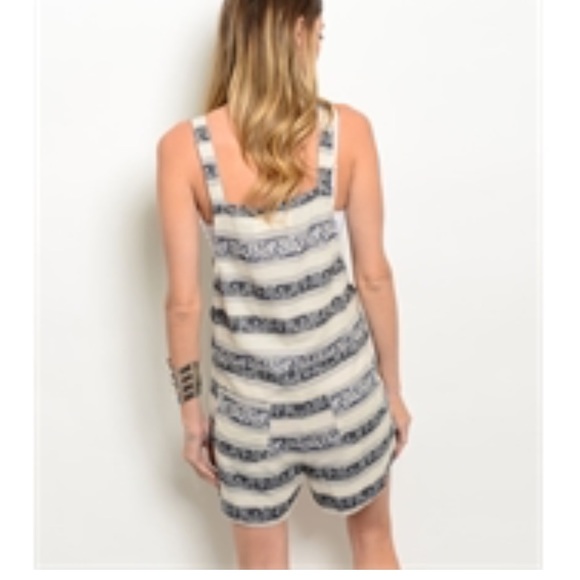 💕 Host Pic 💕 Leslie’s Comfy Overall Shorts - Picture 4 of 7