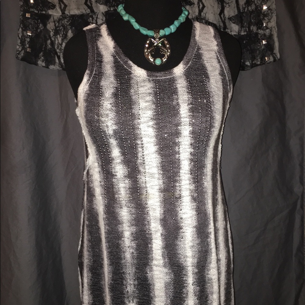 Vocal Knitted Hi-Low Studded Tank