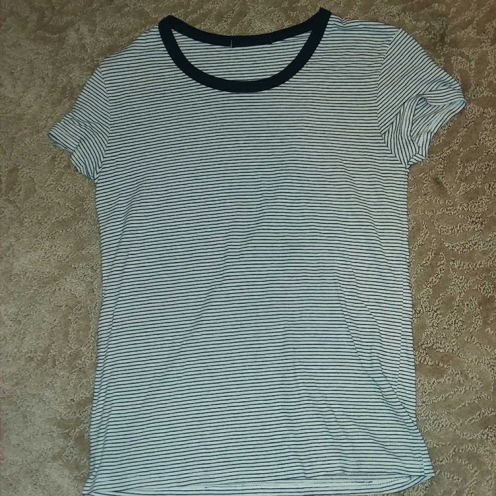 Brandy Melville shirt