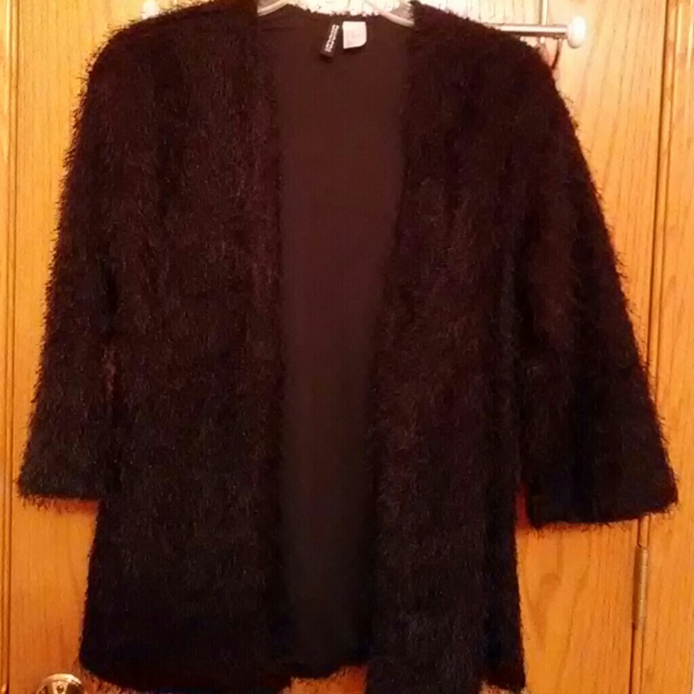 Jacket /Cardigan