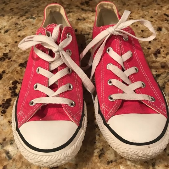 girls hot pink converse