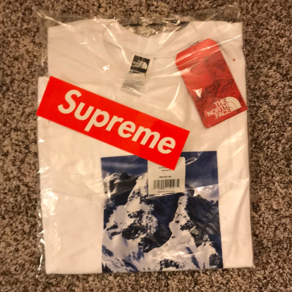 Supreme x tnf shirt (100% Authentic)