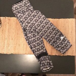Adidas crop leggings