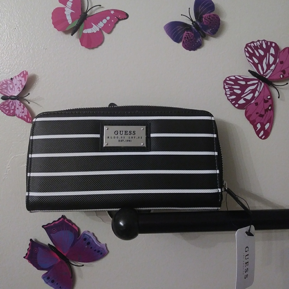 Guess Wallet NWT
