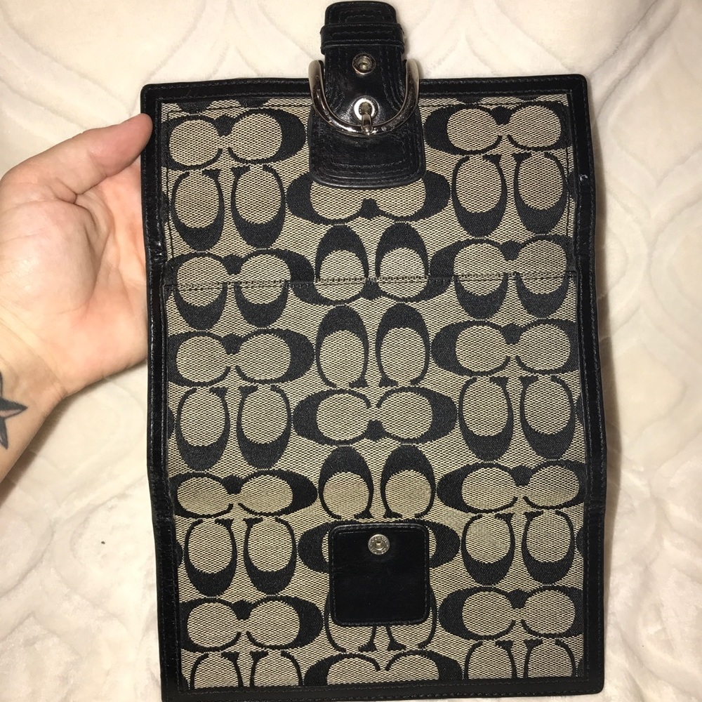 Coach Signature Wallet