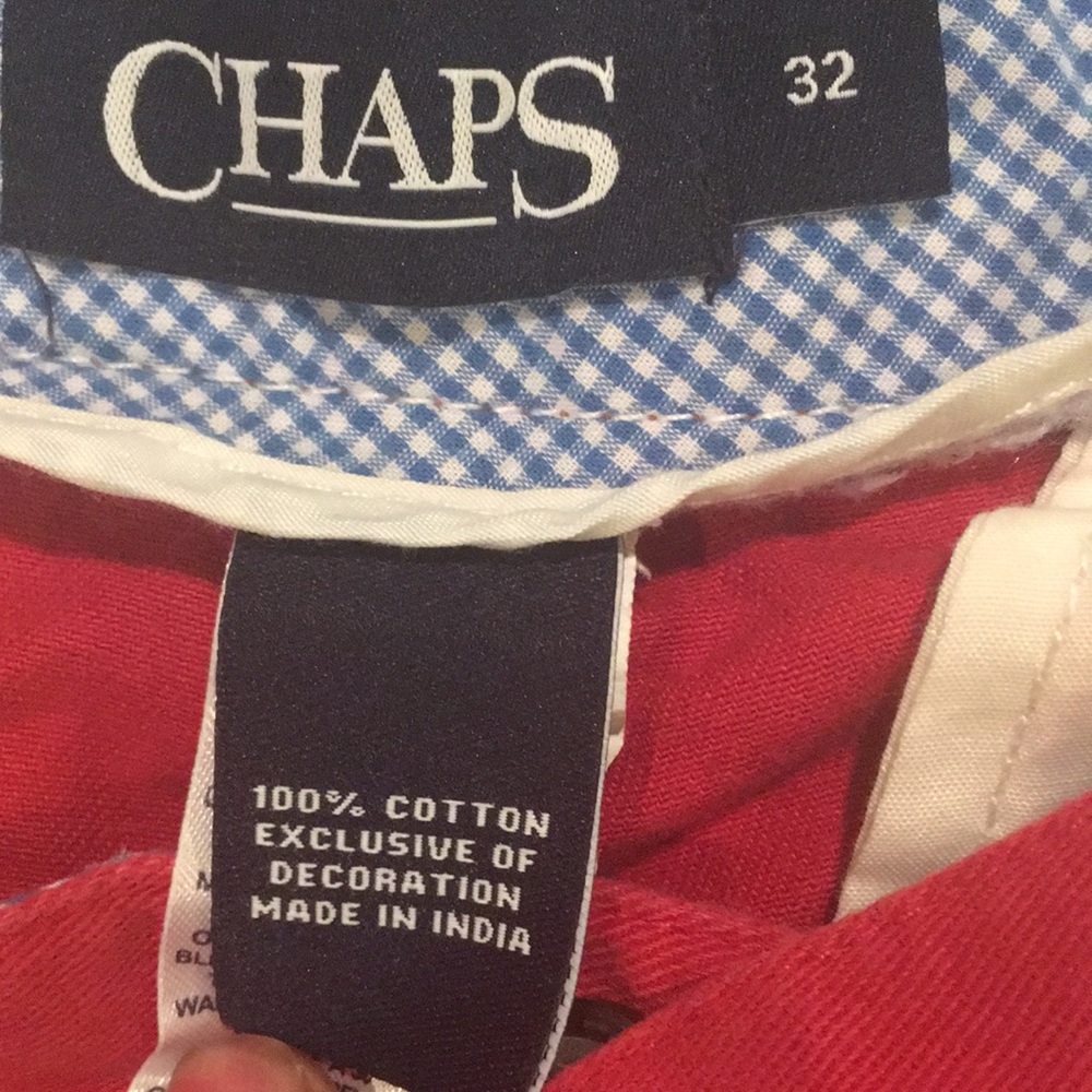 Shorts - Picture 2 of 3