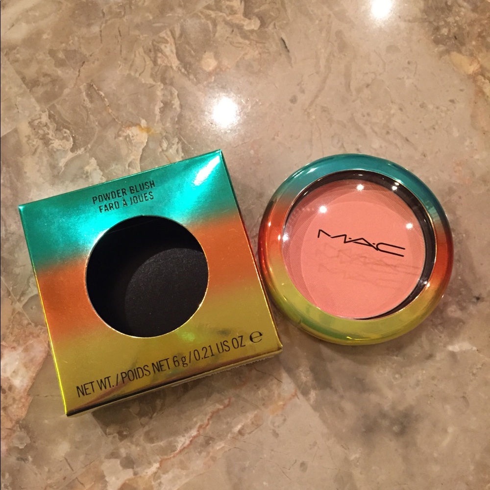 Mac wash & dry blush