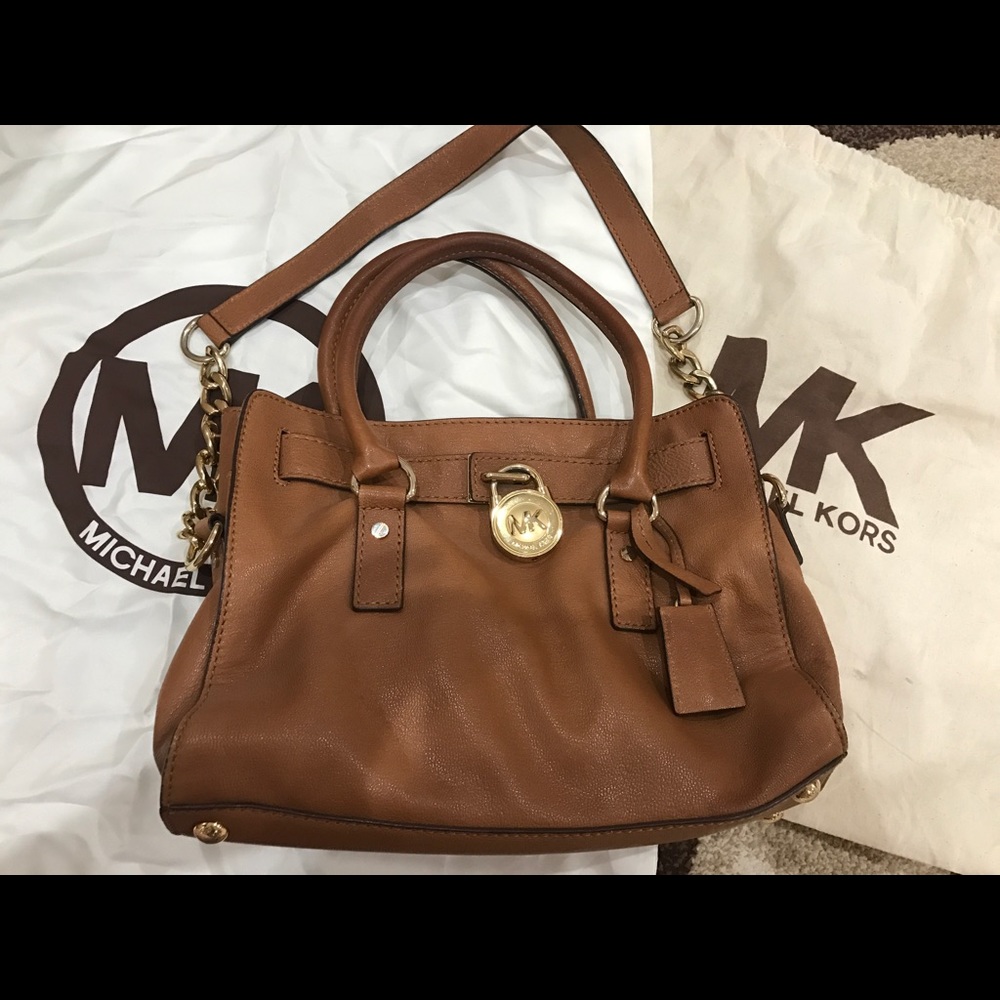 ✨MICHAEL KORS ✨in great condition. Lightly used.