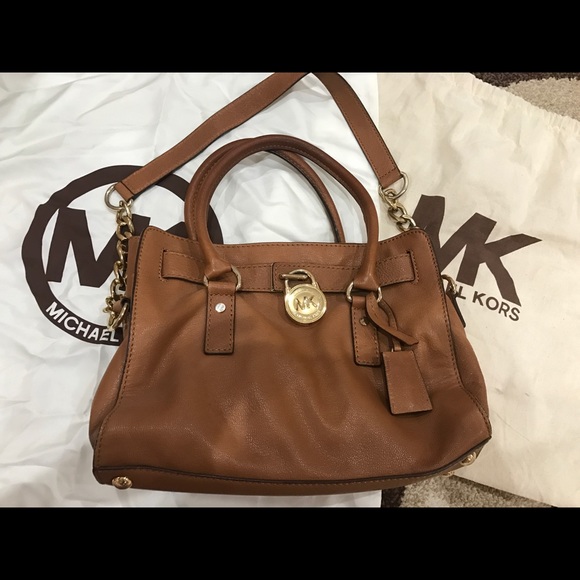✨MICHAEL KORS ✨in great condition. Lightly used. - Picture 1 of 5