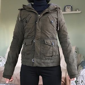 Aritzia TNA jacket