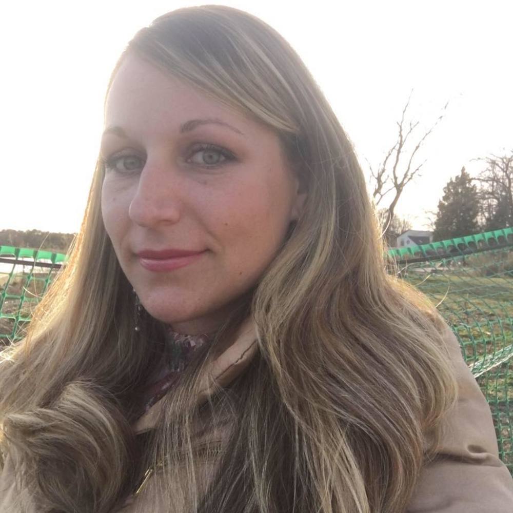 Meet your Posher, Kim