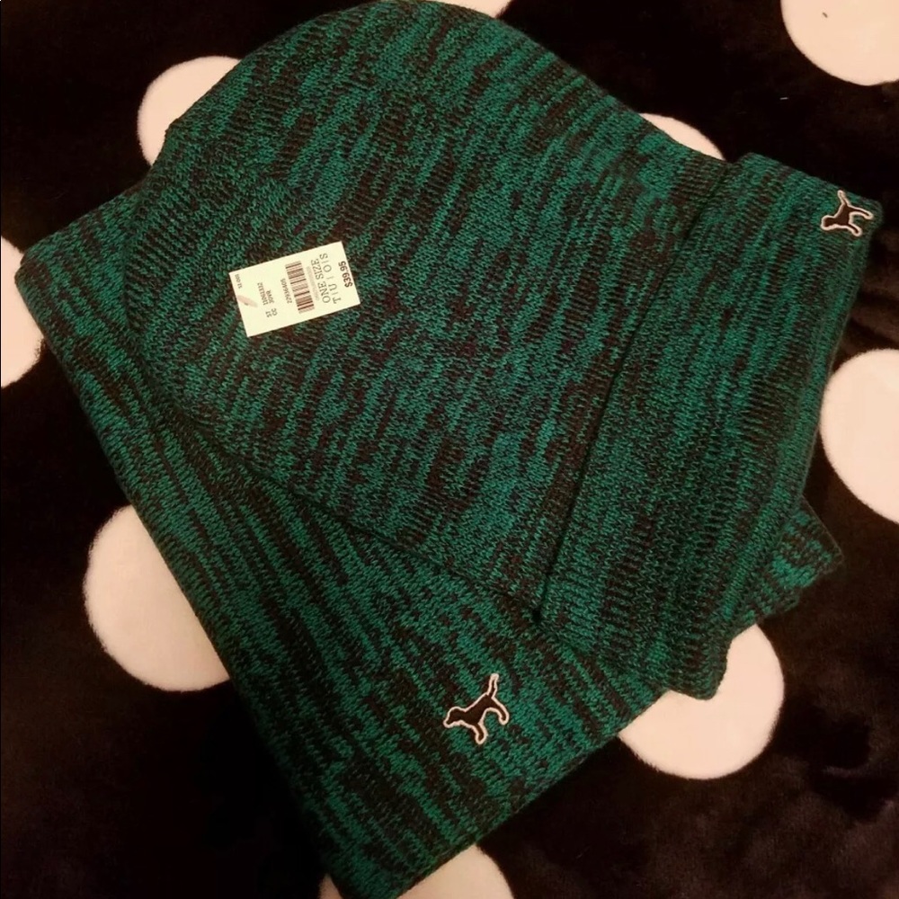 New Victoria Secret Pink Beanie & Scarf