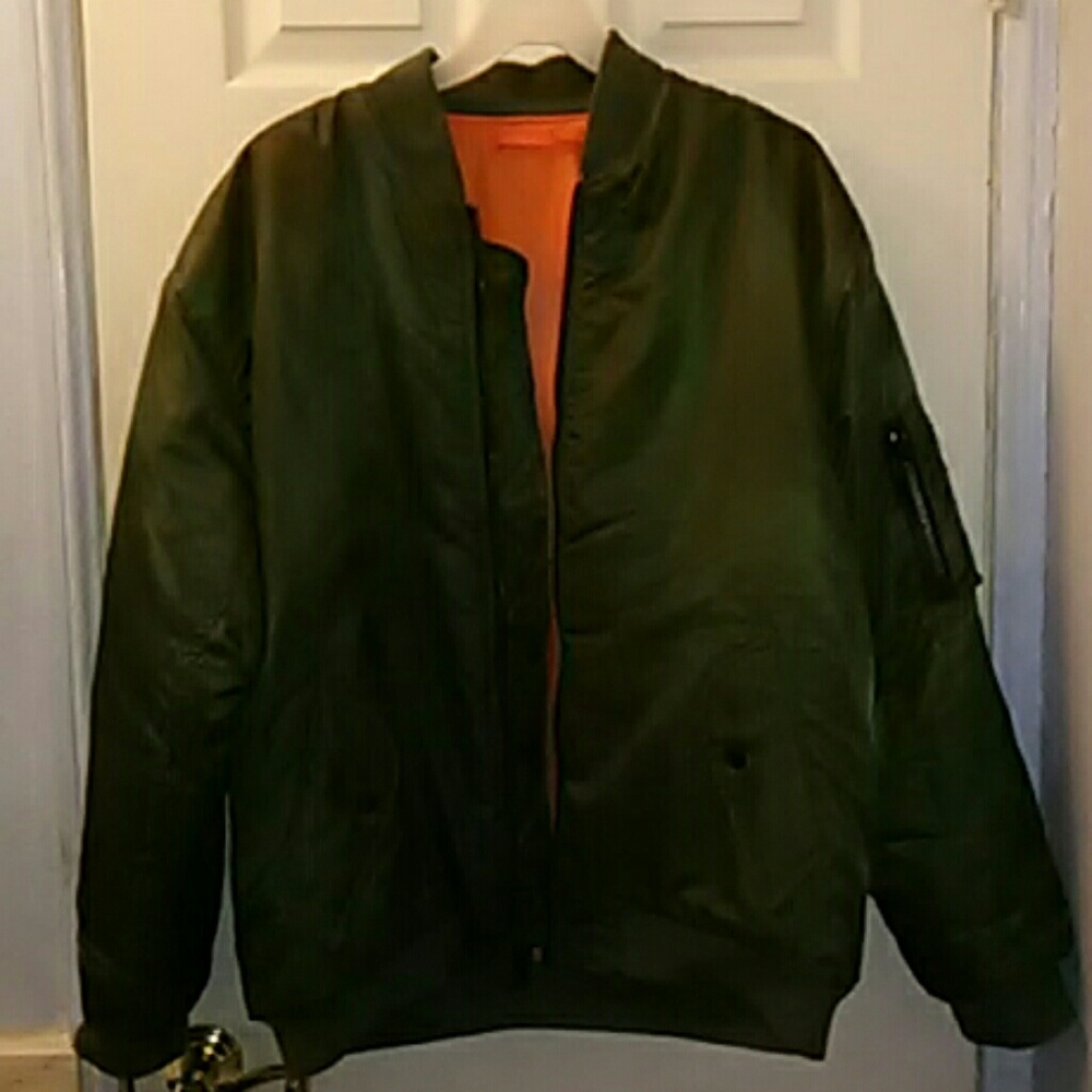 men's Large, olive green MA1 flight jacket