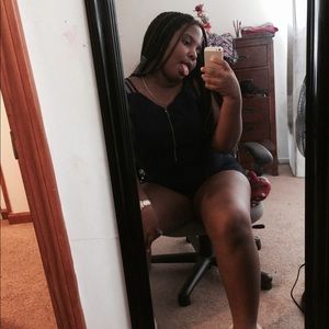 Meet your Posher, Delaney