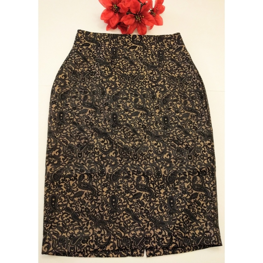 Worthington tube floral skirt