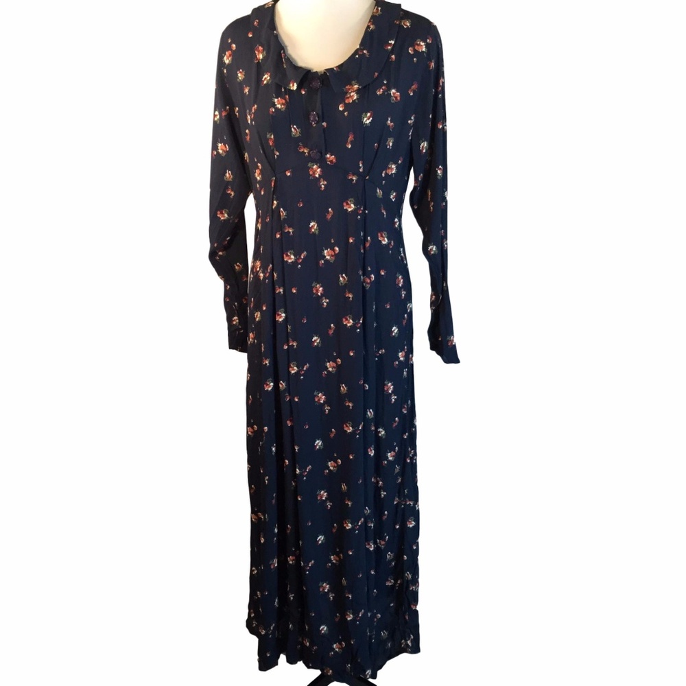 SOLD 90s Fem Romantic Navy Floral Rayon Maxi