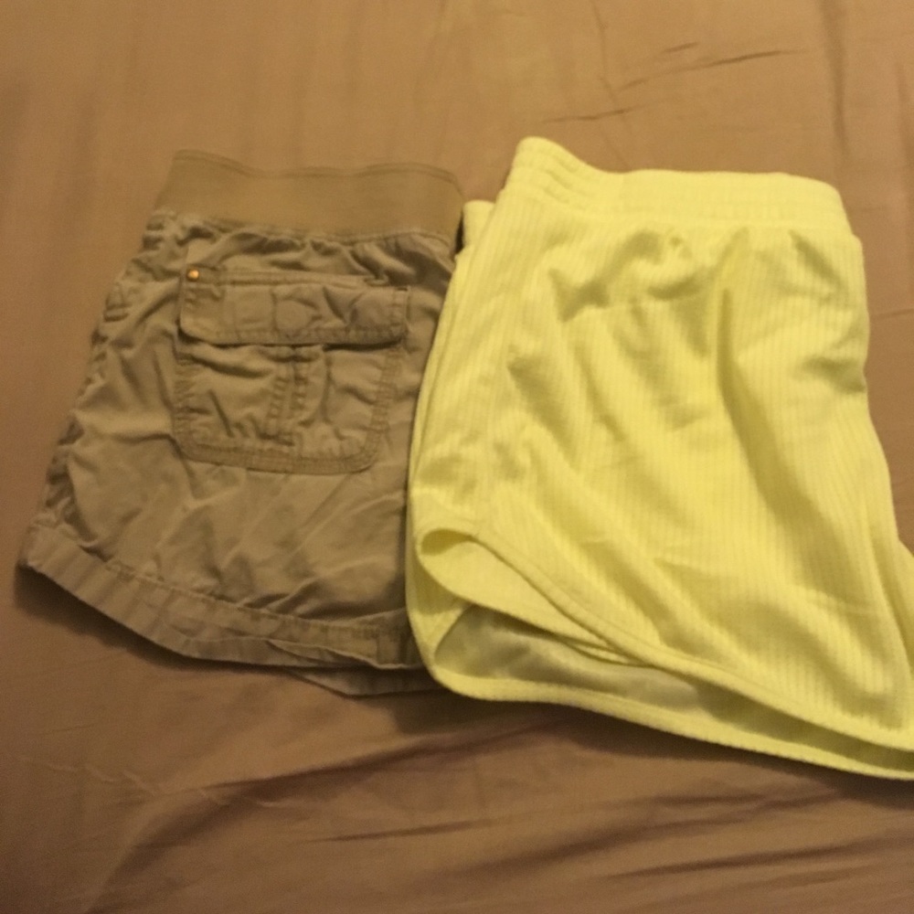 2 pair girls shorts
