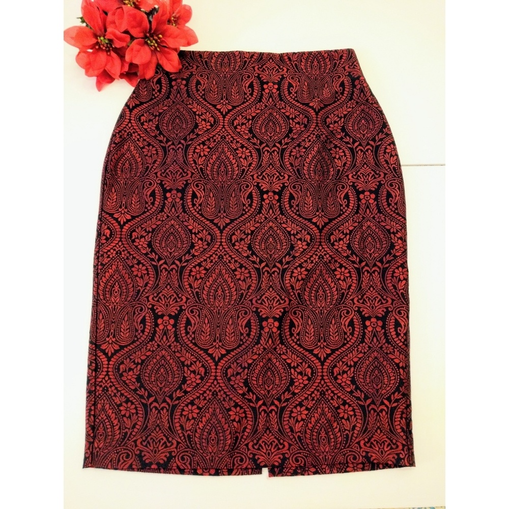 Worthington floral tube pencil skirt