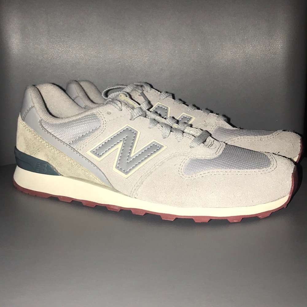 696 New Balance grey and blue size 7.5