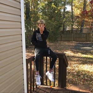 Meet your Posher, Alan