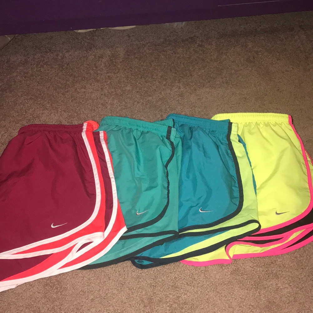 Nike Dri Fit shorts (YELLOW)