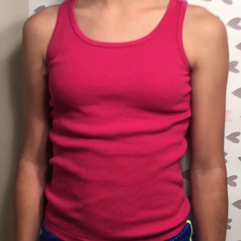 Pink tank top.girls