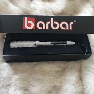 Barbar 2600 Titanium Ionic Flat Iron White 1 1/2"