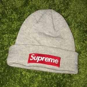 SUPEEME BEANIE