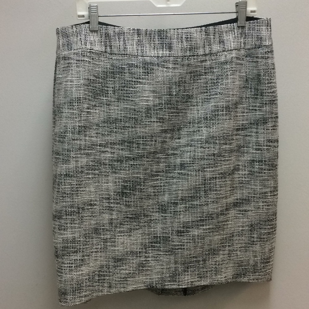 Banana Republic Sz 14 tweed pencil skirt