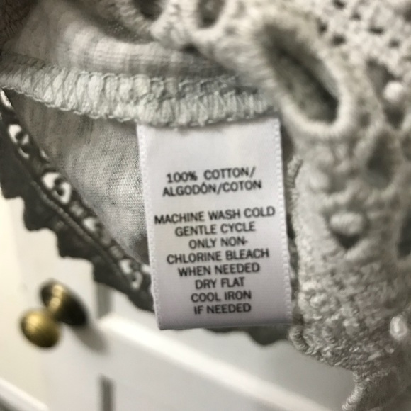 LOFT t-shirt with lace detail - Picture 4 of 6