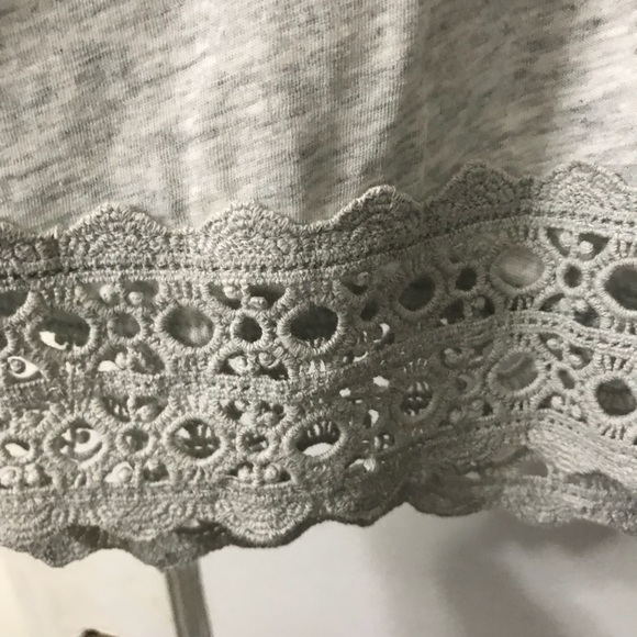 LOFT t-shirt with lace detail - Picture 6 of 6