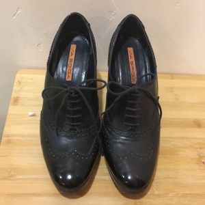 Via Spiga 7.5 Black Patent heels