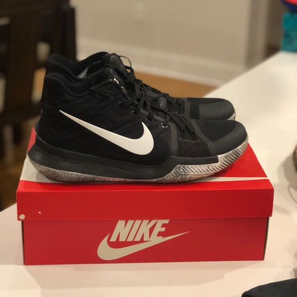 Kyrie 3 BHM Black history month - size 11 - Picture 1 of 6