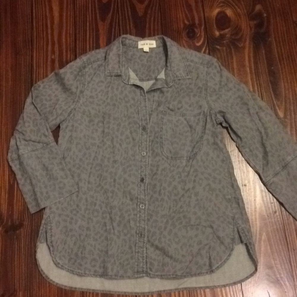 Cloth And Stone Leopard Print Button Down Blouse - image 1