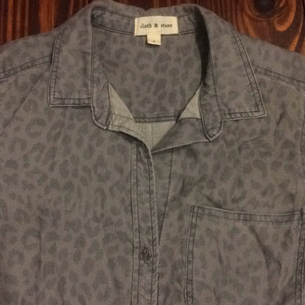 Cloth And Stone Leopard Print Button Down Blouse - image 2