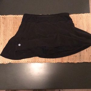 Lululemon running/tennis skirt