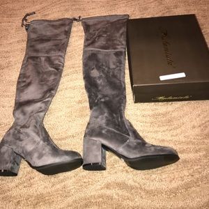 BRAND NEW grey/brown suede high knee boot w| heel
