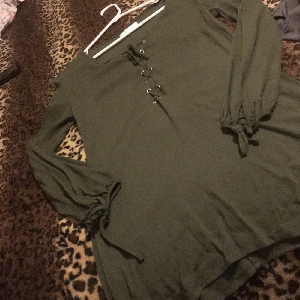 Kendal and Kylie dress - Picture 4 of 4