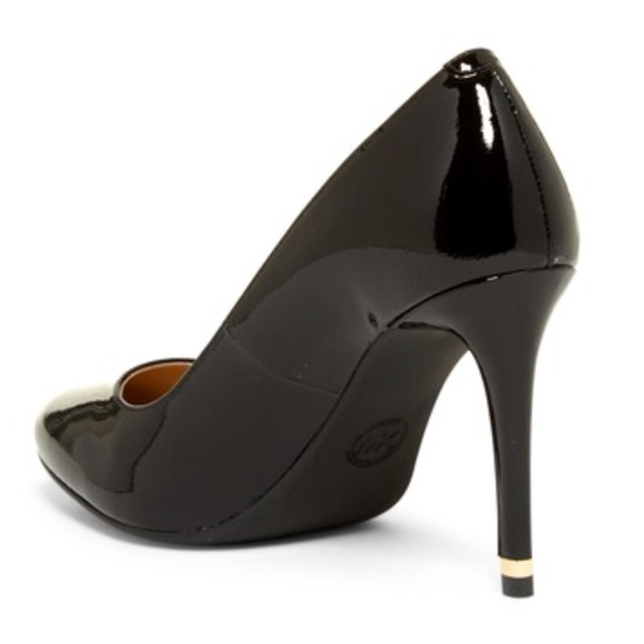 Black Leather Pumps - Picture 3 of 4