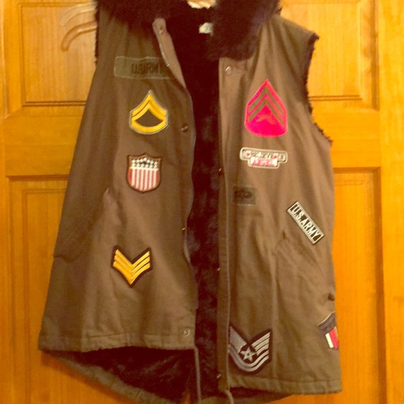 Jackets & Blazers - NWOT insulated vest super cute on! Jackets & Blazers - NWOT insulated vest super cute on!