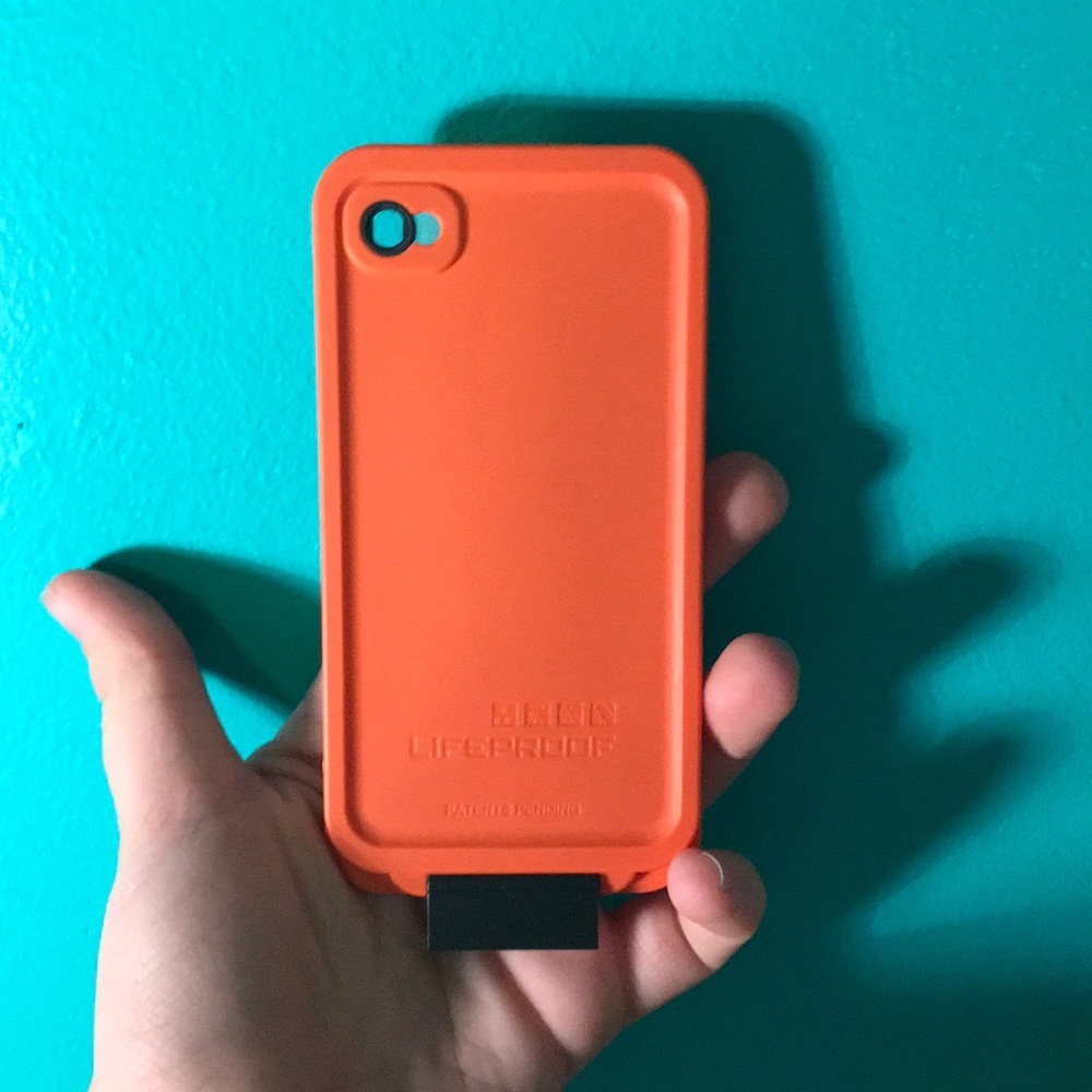 Back of IPhone 4 lifeproof Case