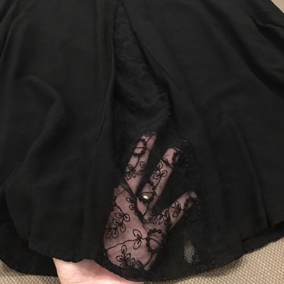 Black Mavi Button Shirt w Lace - Picture 8 of 8