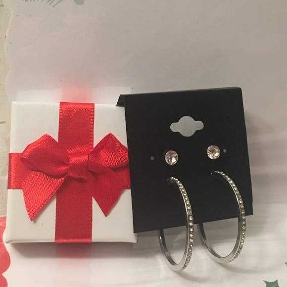 💢Last one 💢 large silver hoop/diamond set - Picture 3 of 8